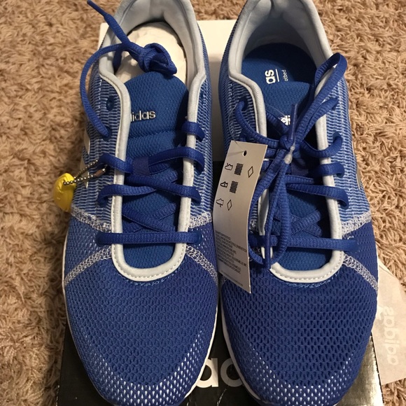 adidas arianna cloudfoam